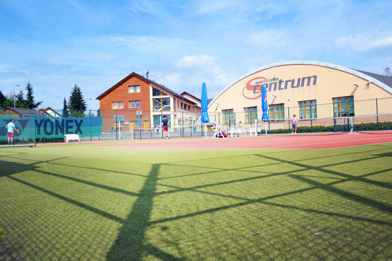 Hotel S-Centrum Benesov  Exterior photo